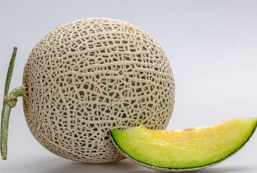 哈密瓜的营养价值，夏天吃哈密瓜好吗?