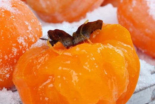 冰冻柿子有什么功效?吃冻柿子对身体的影响?